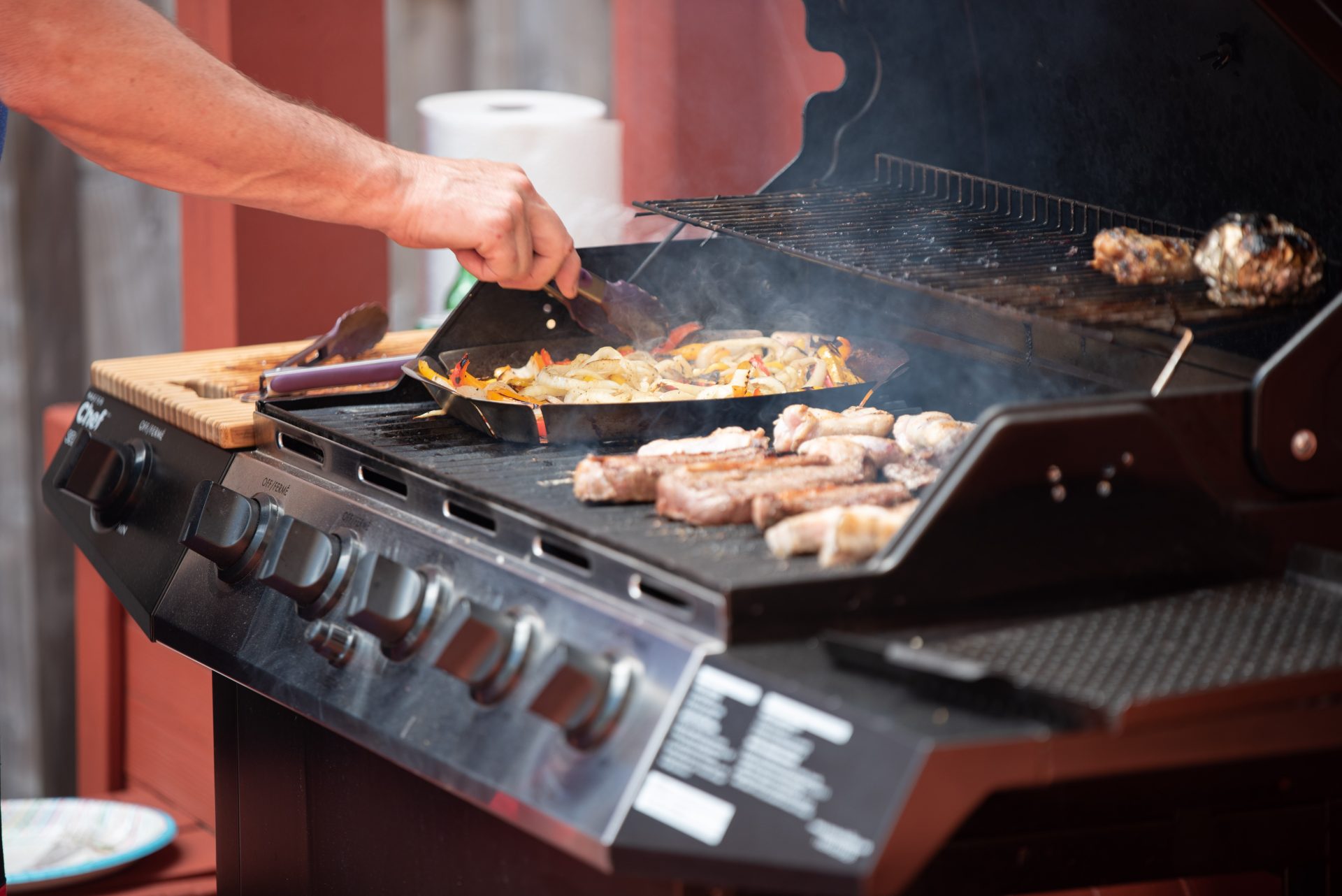 10 Essential Outdoor Cooking Tools for the Perfect BBQ